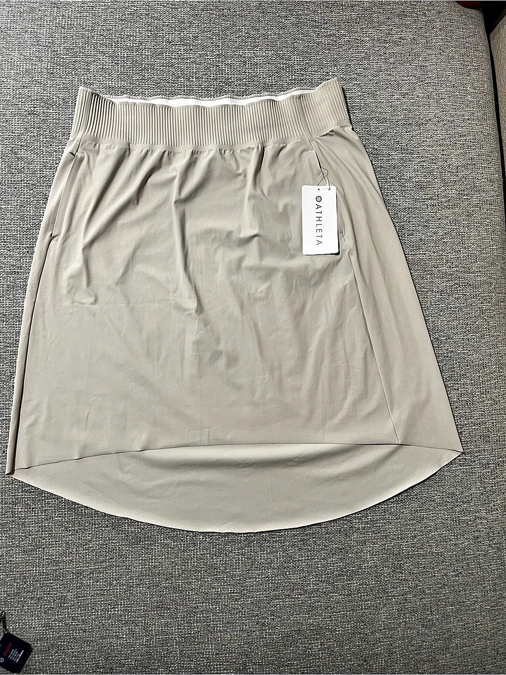 Athleta Cosmic Skirt Pleated Athletic Skirt Beige Large NWT